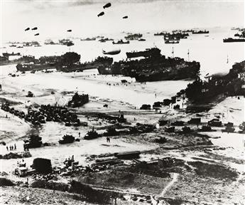 (WWII) A selection of 5 photographs documenting the Allied D-Day landing and its aftermath.